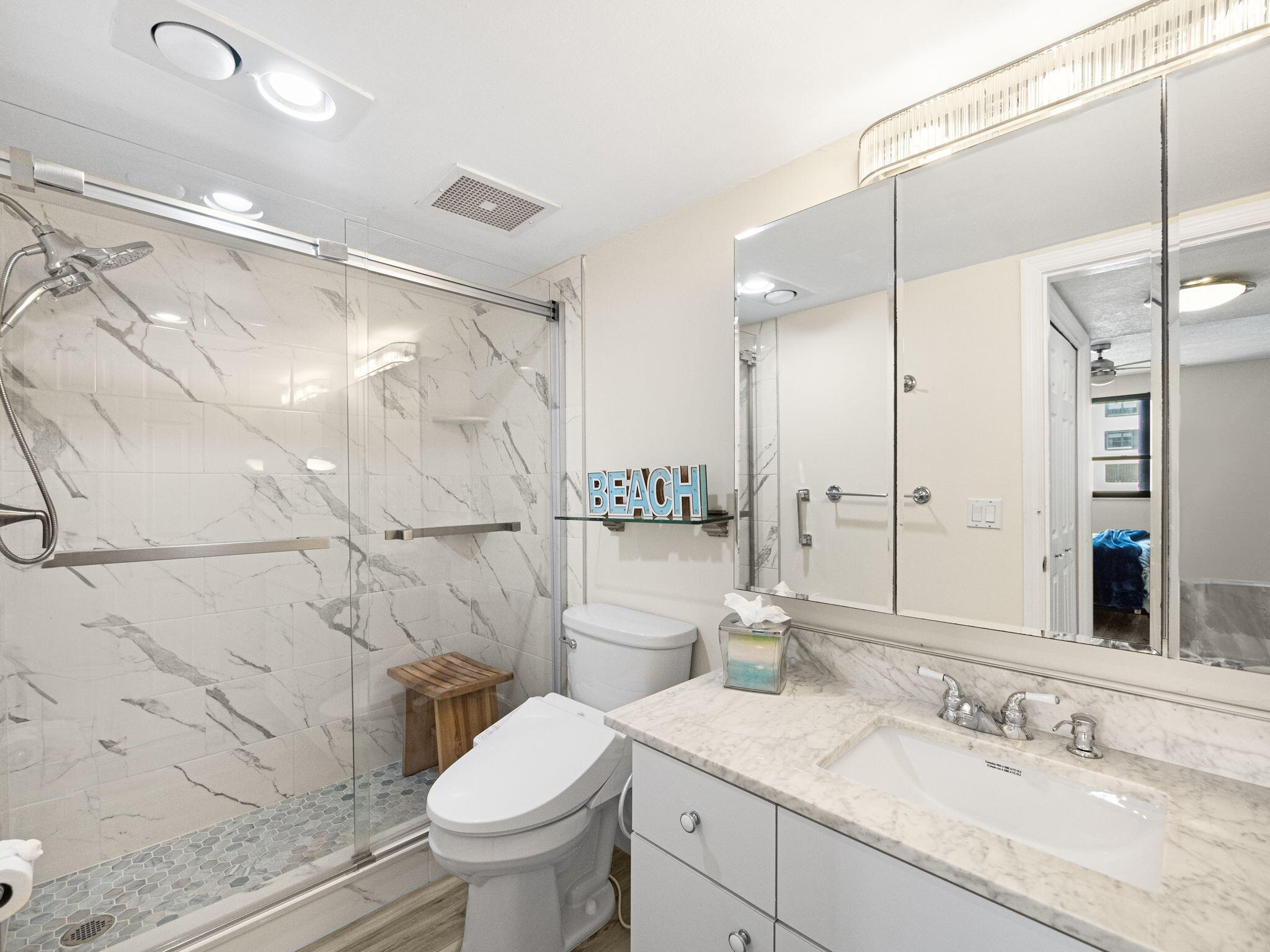1200 Marine Way 401