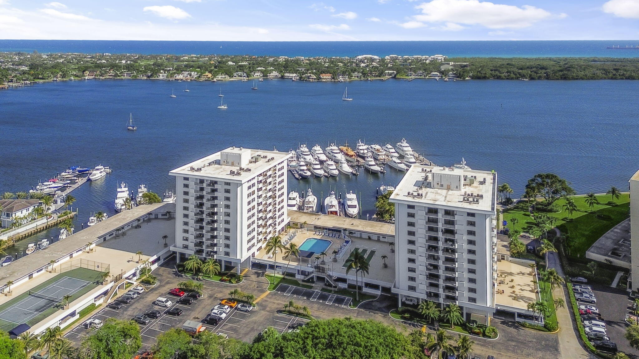 1200 Marine Way 401