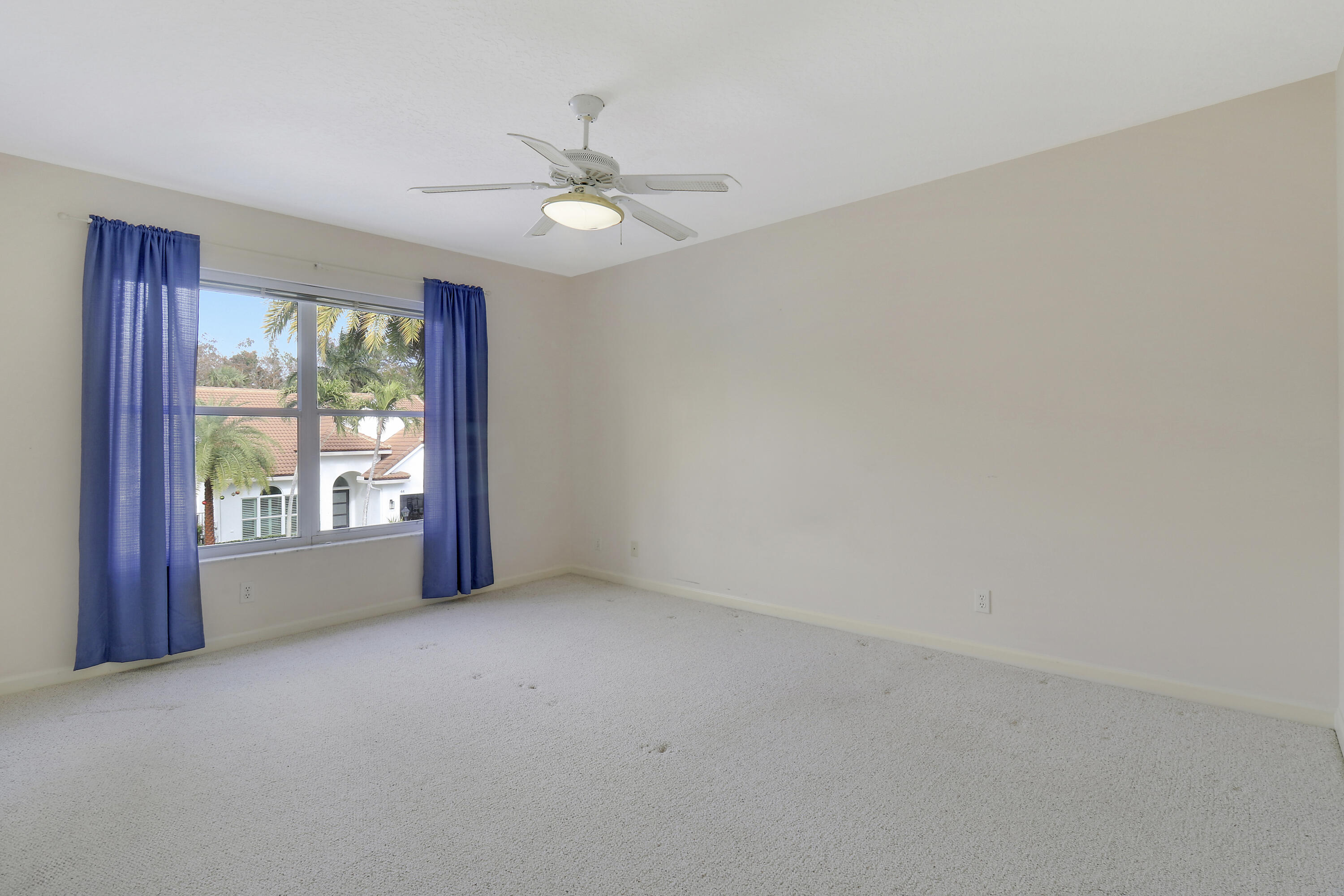 64 Princewood Lane