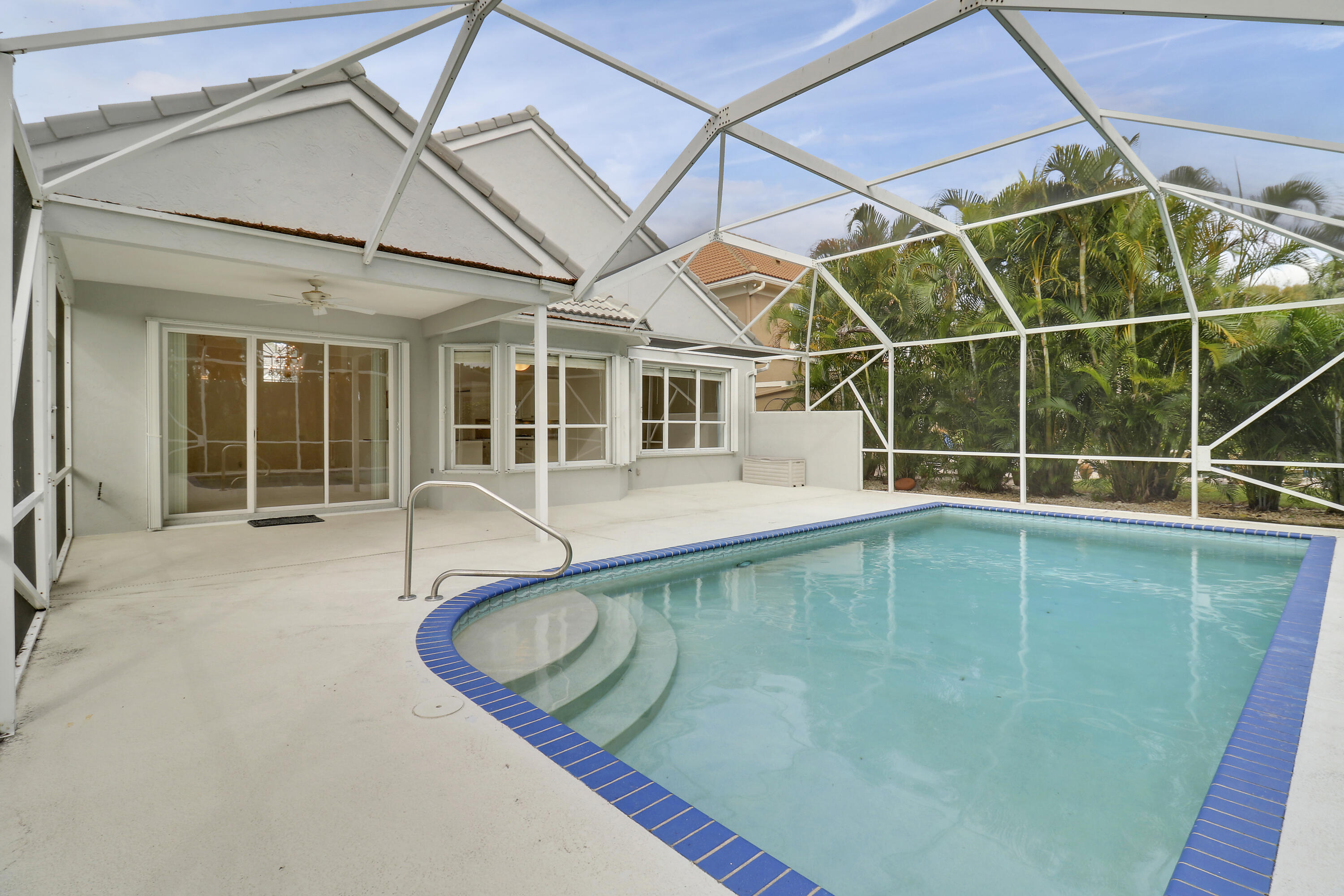 64 Princewood Lane