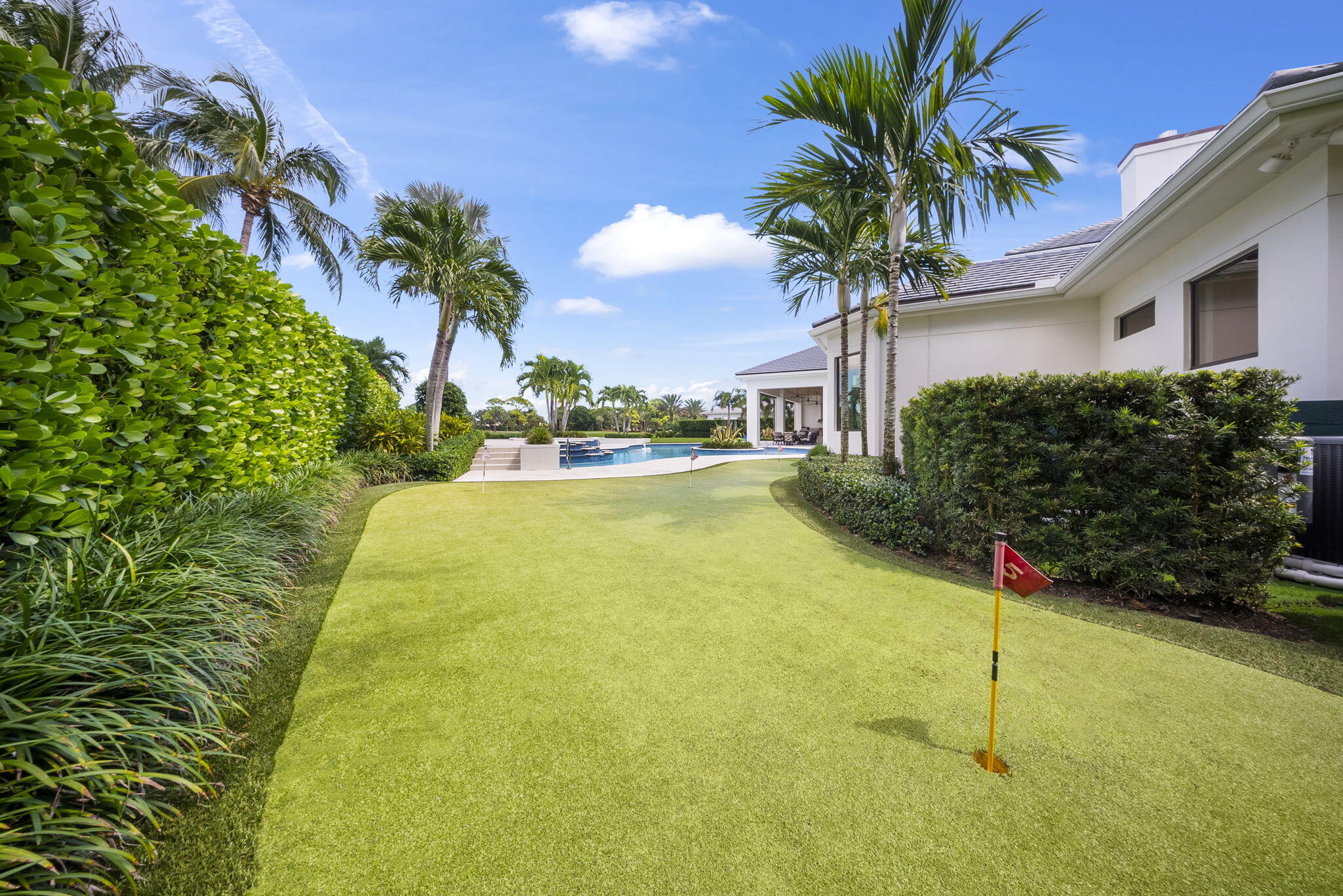 208 Locha Drive