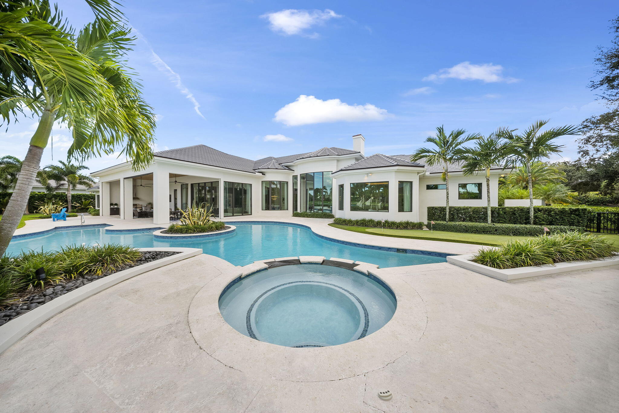208 Locha Drive
