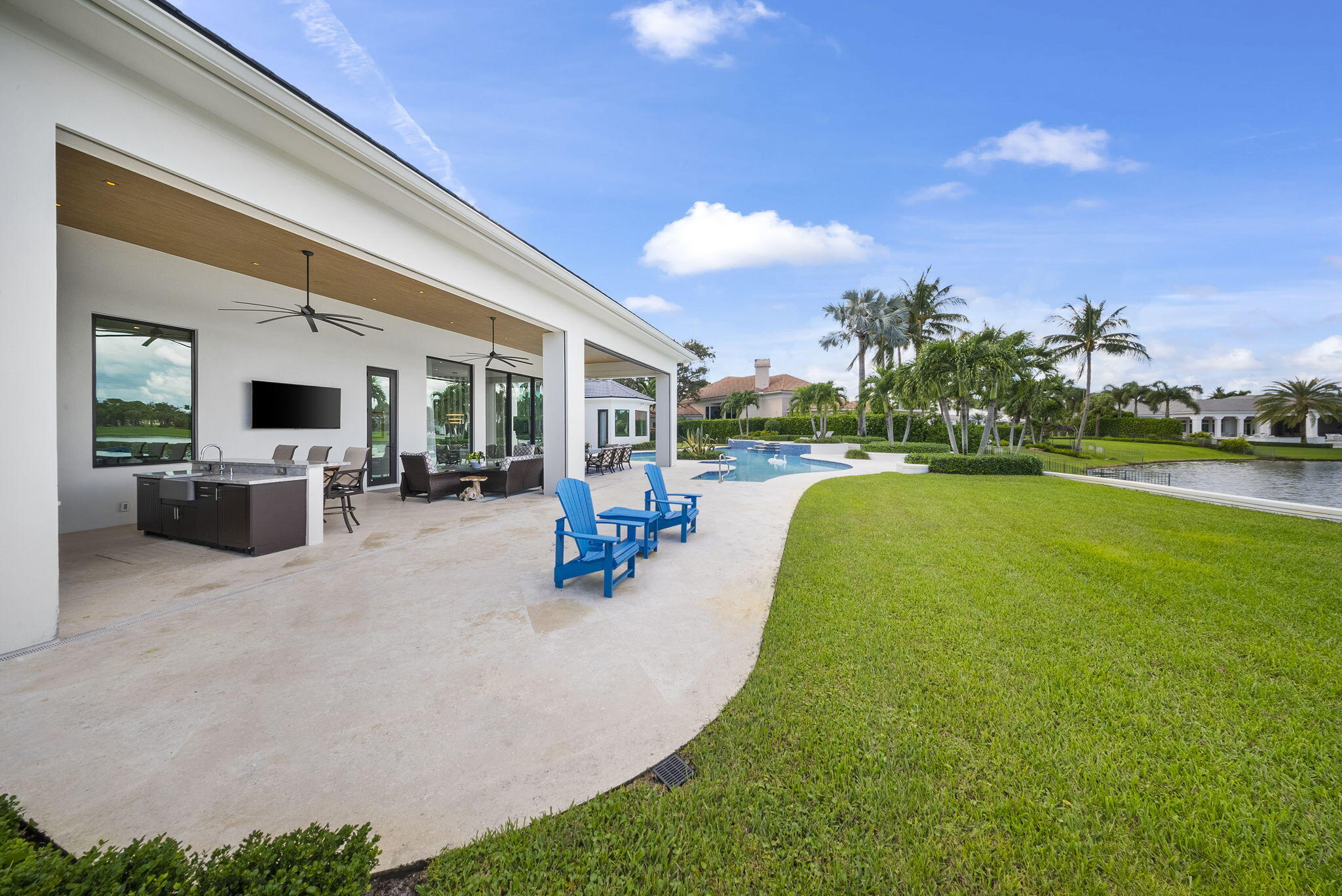 208 Locha Drive