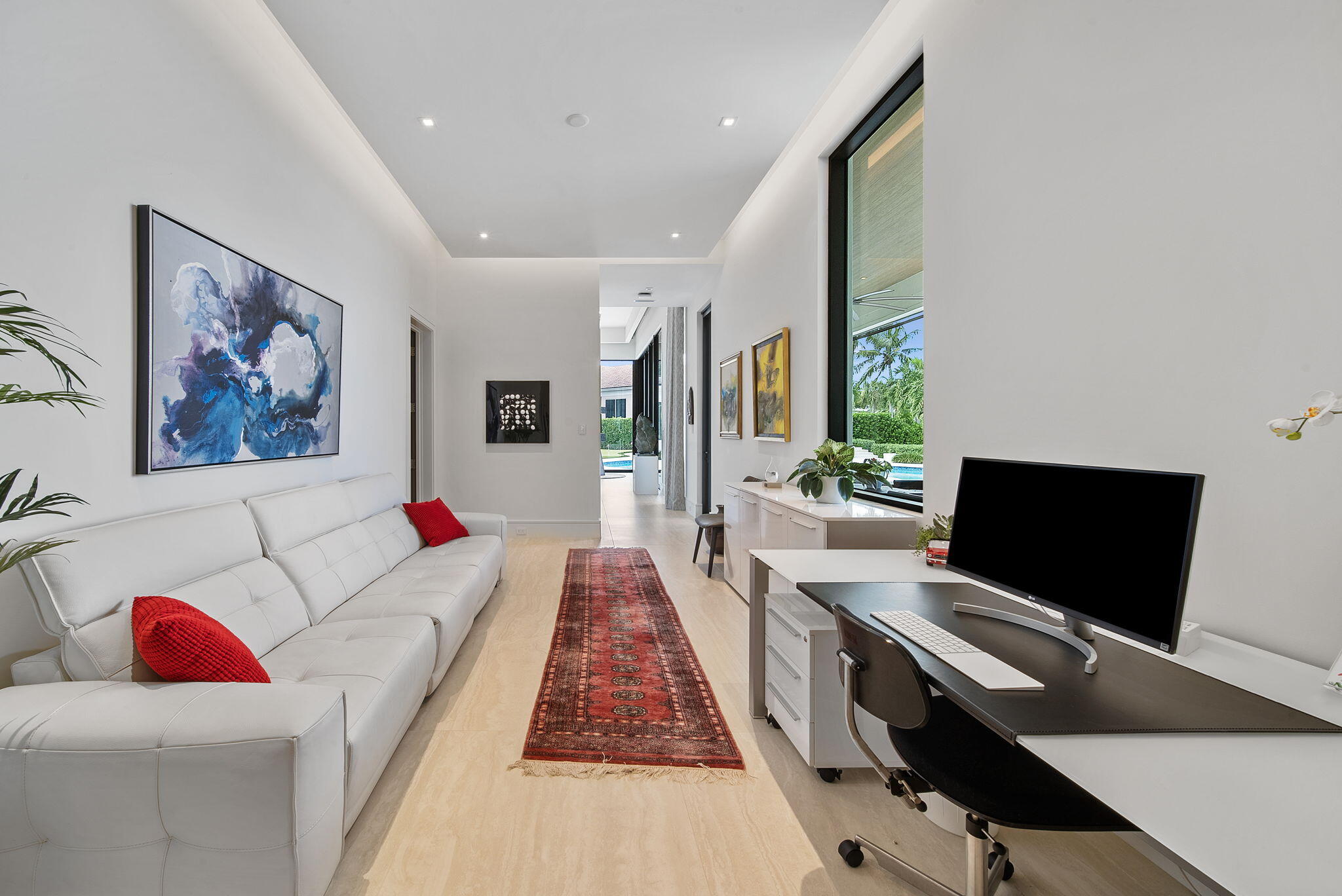 208 Locha Drive