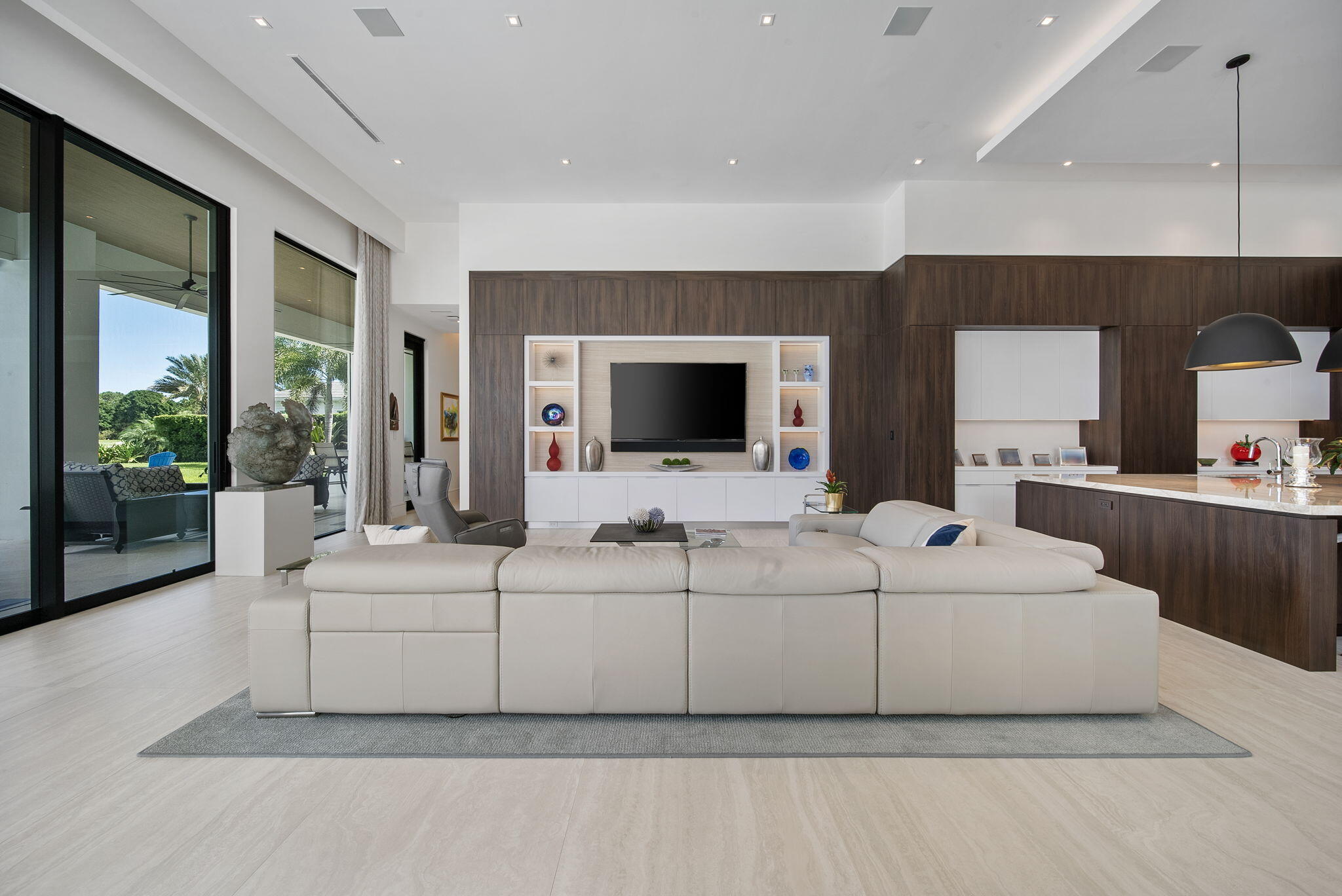 208 Locha Drive