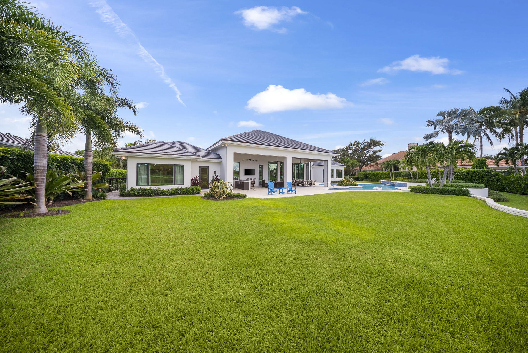 208 Locha Drive