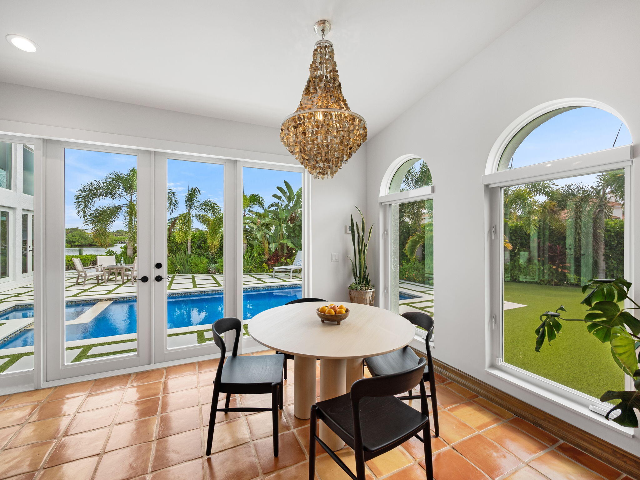 3299 Bridgegate Drive