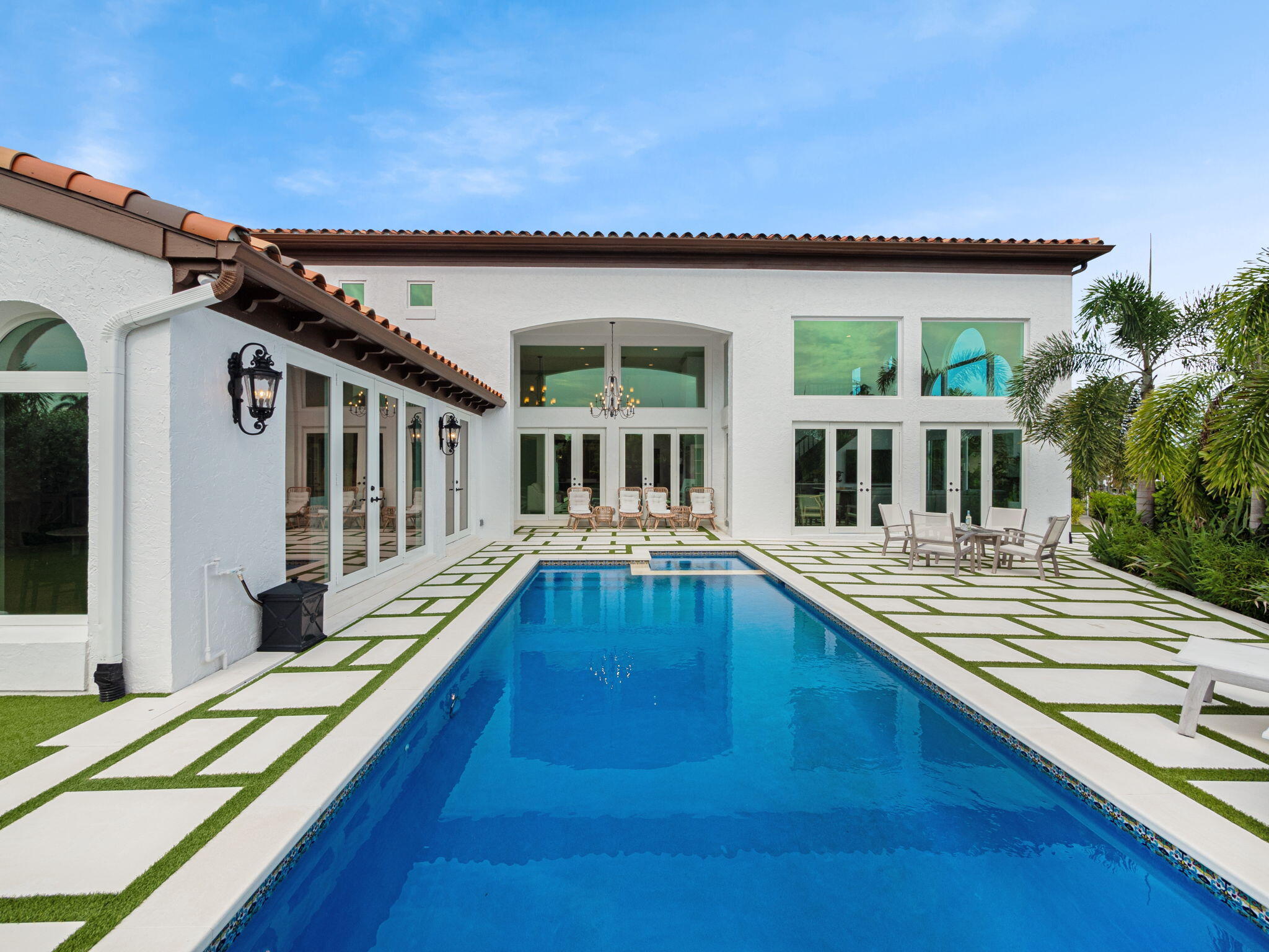 3299 Bridgegate Drive