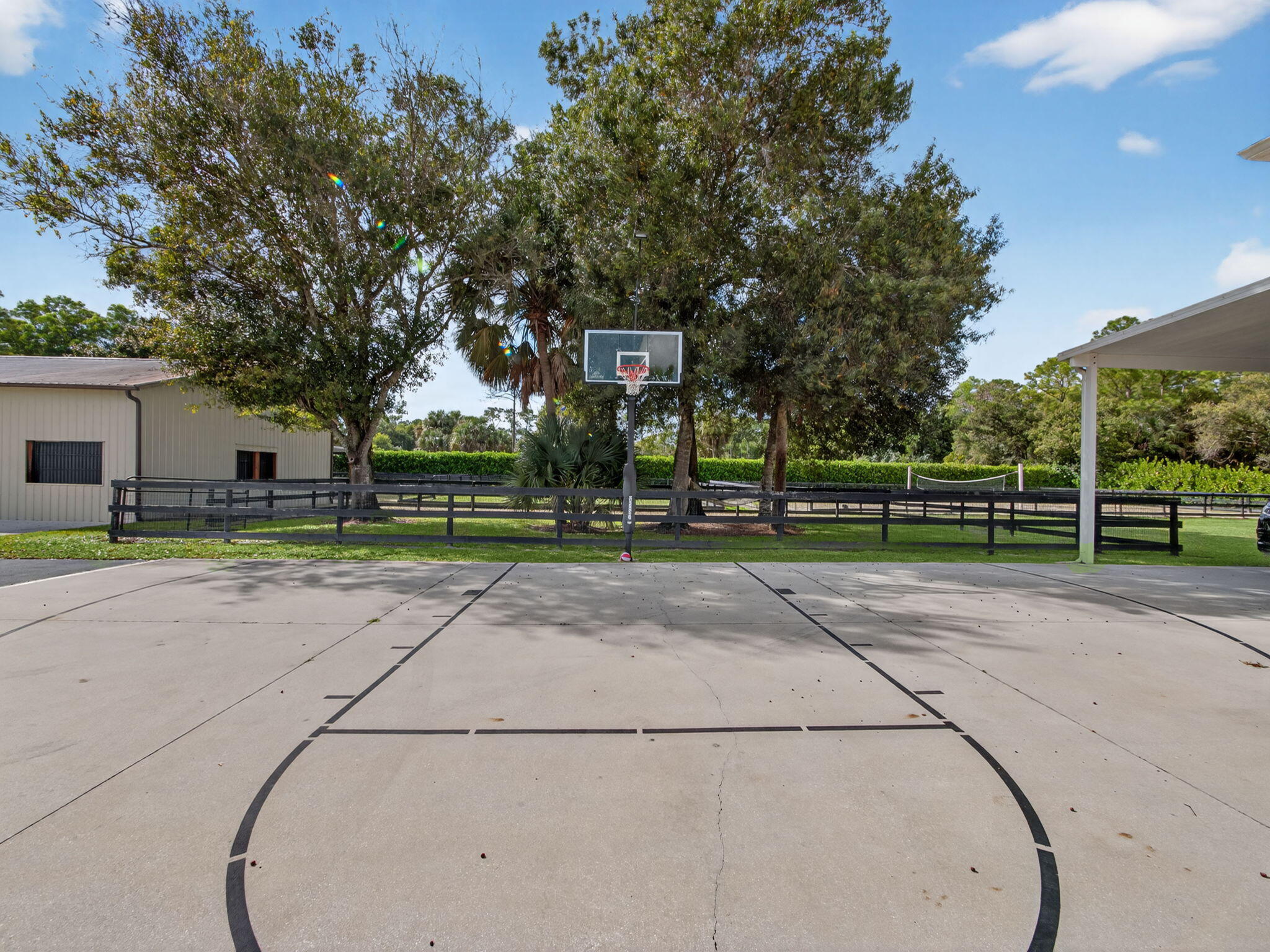 17593 Winterhawk Trail