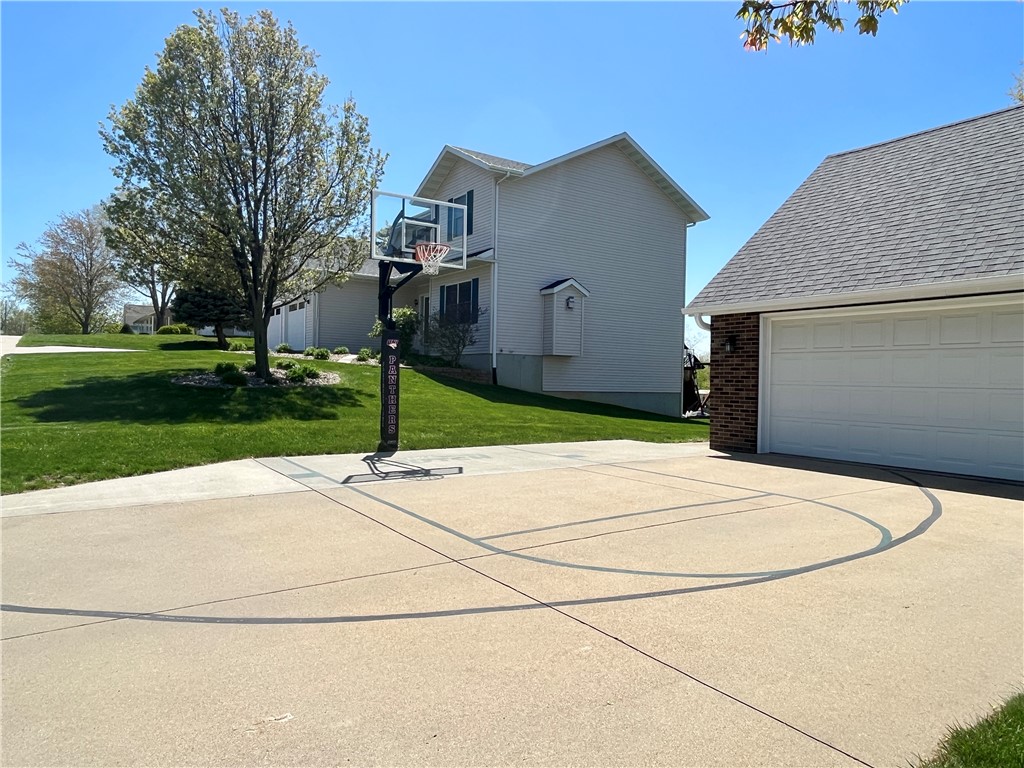 1505 Edgewood Drive