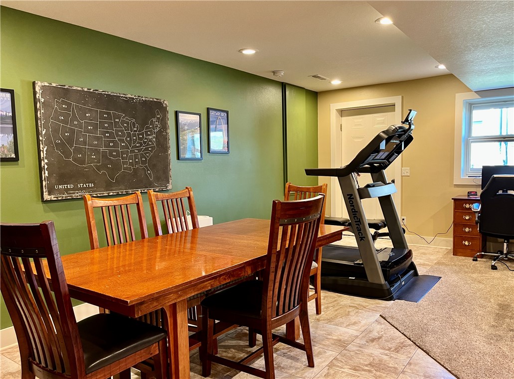 1505 Edgewood Drive