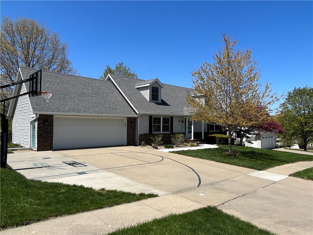 1505 Edgewood Drive