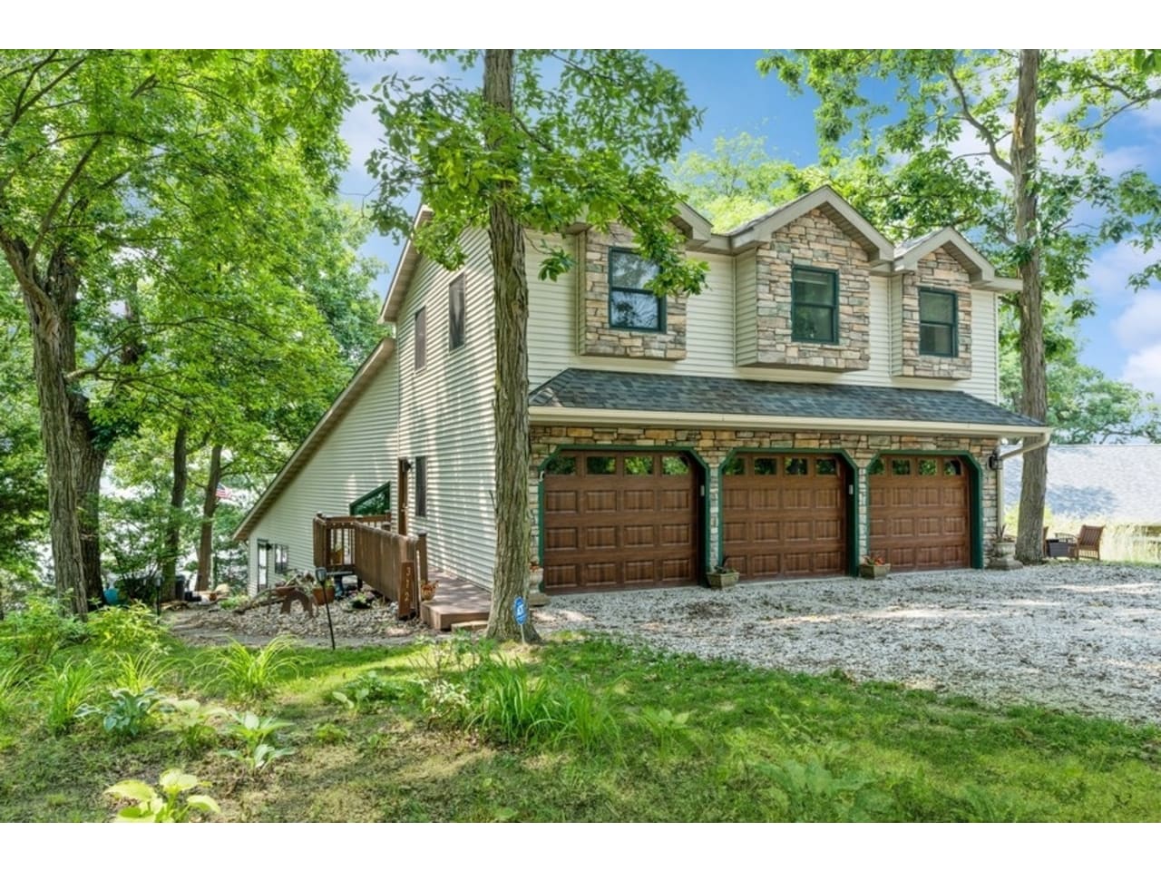 312 Hickory Lane