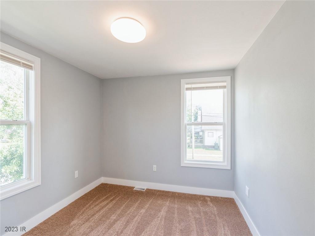 101 W Douglas Street