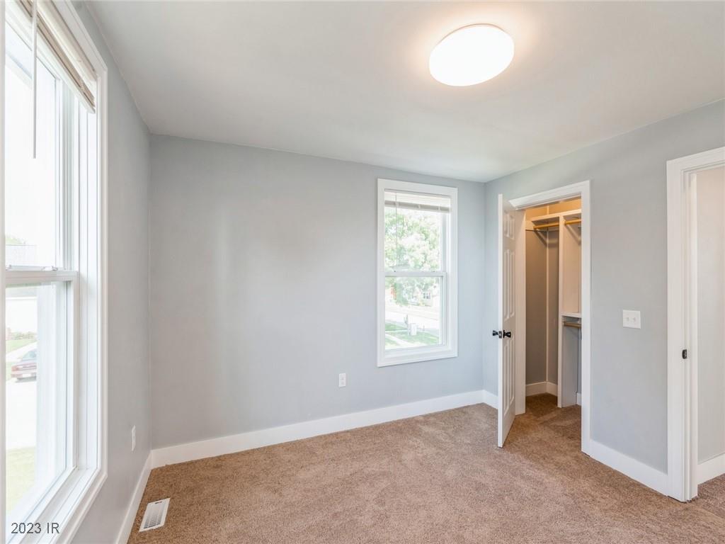 101 W Douglas Street