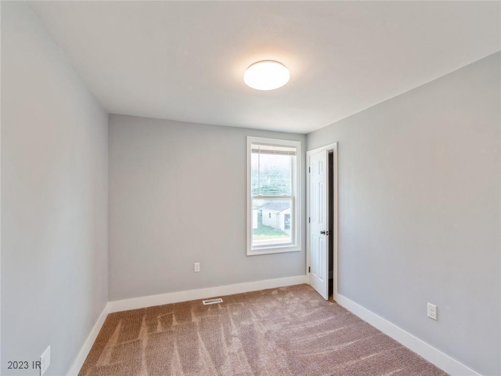 101 W Douglas Street