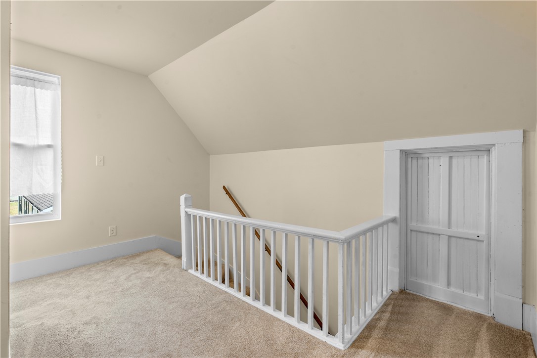 521 University Street