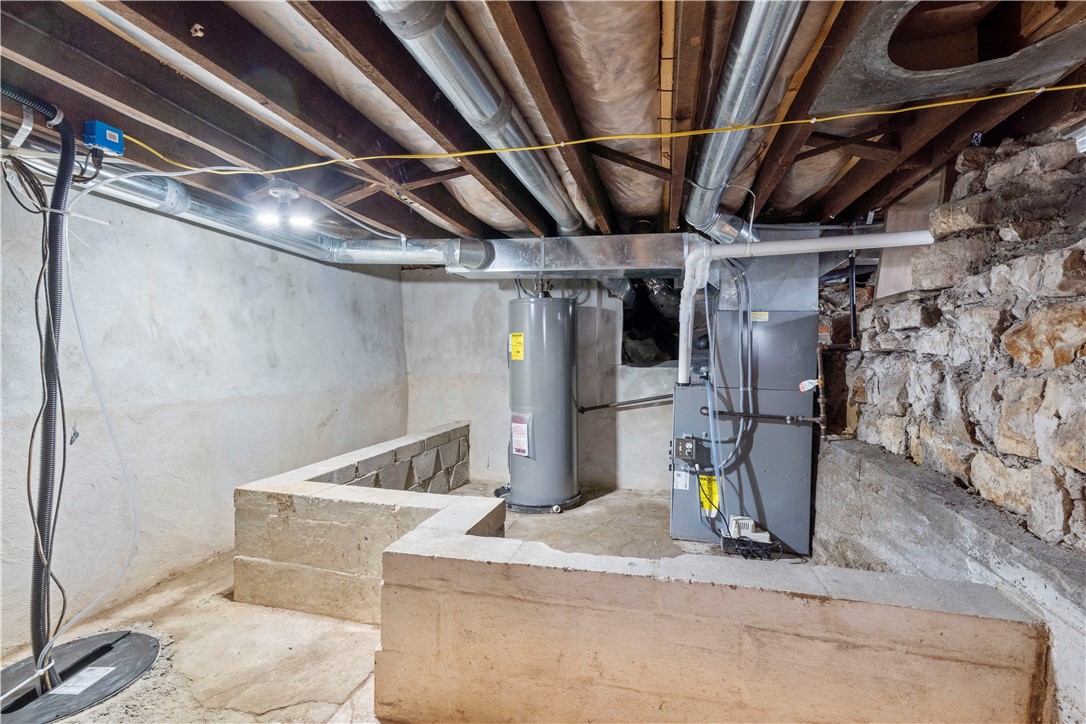 521 University Street