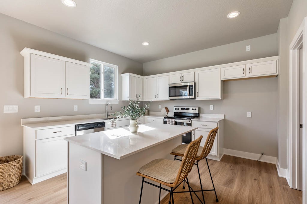 801 Fountain View Drive