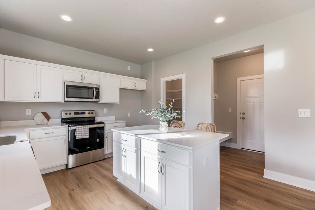 801 Fountain View Drive