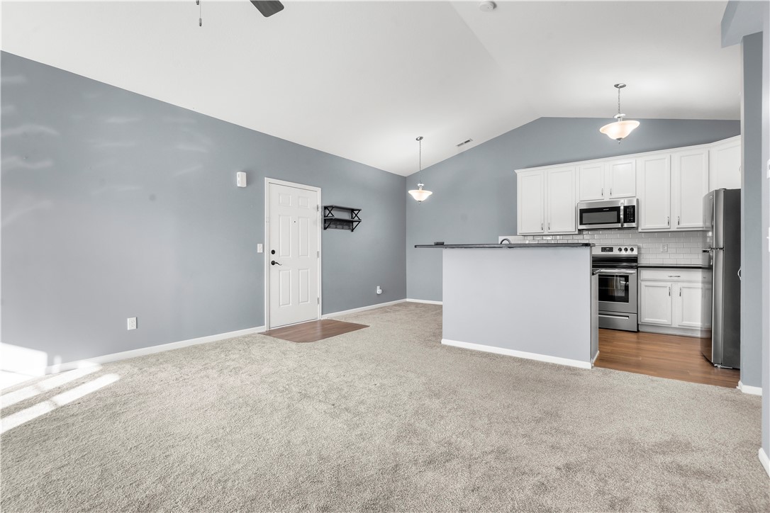 1735 34th Avenue SW 10