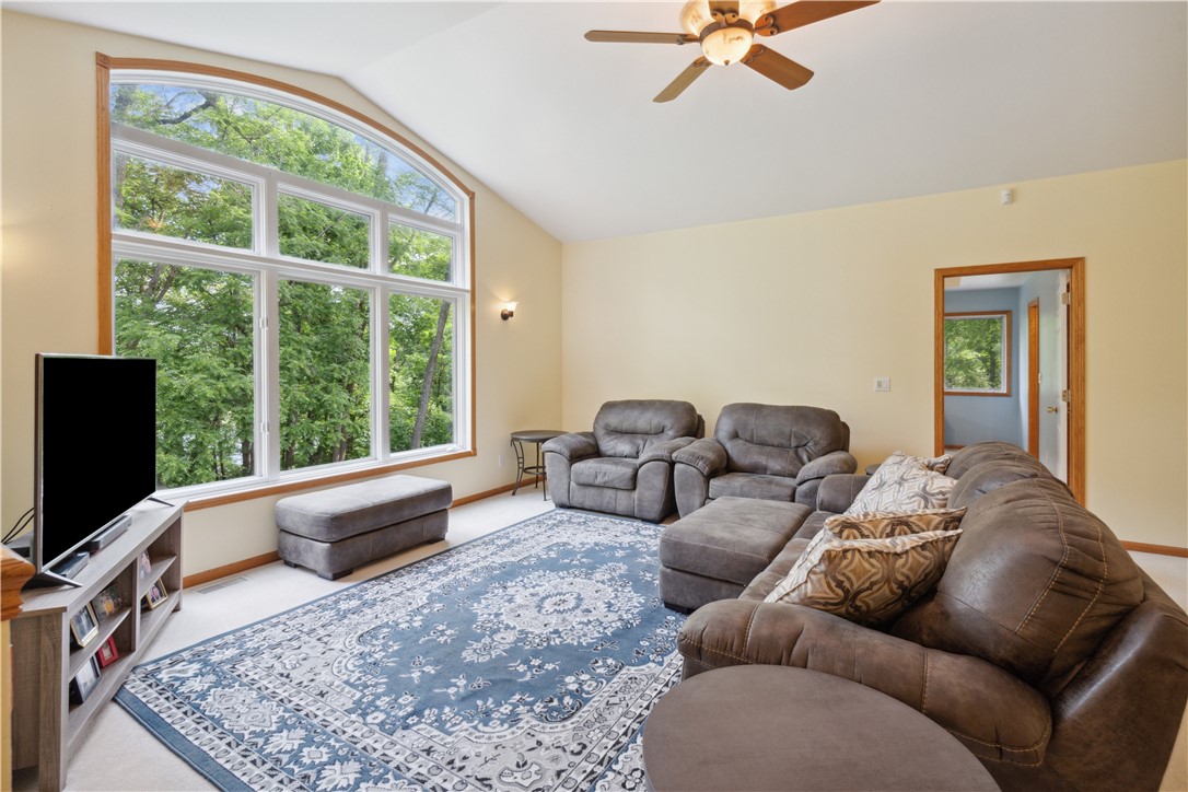 180 Hickory Lane