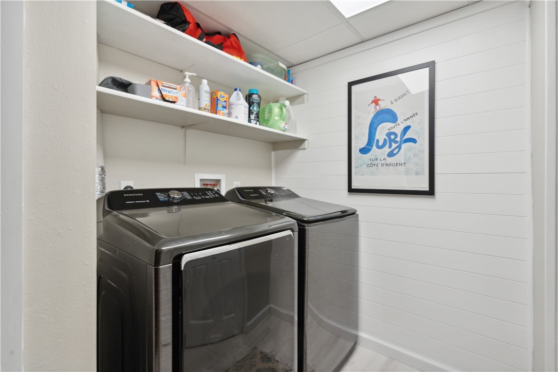 2512 W Larson Street