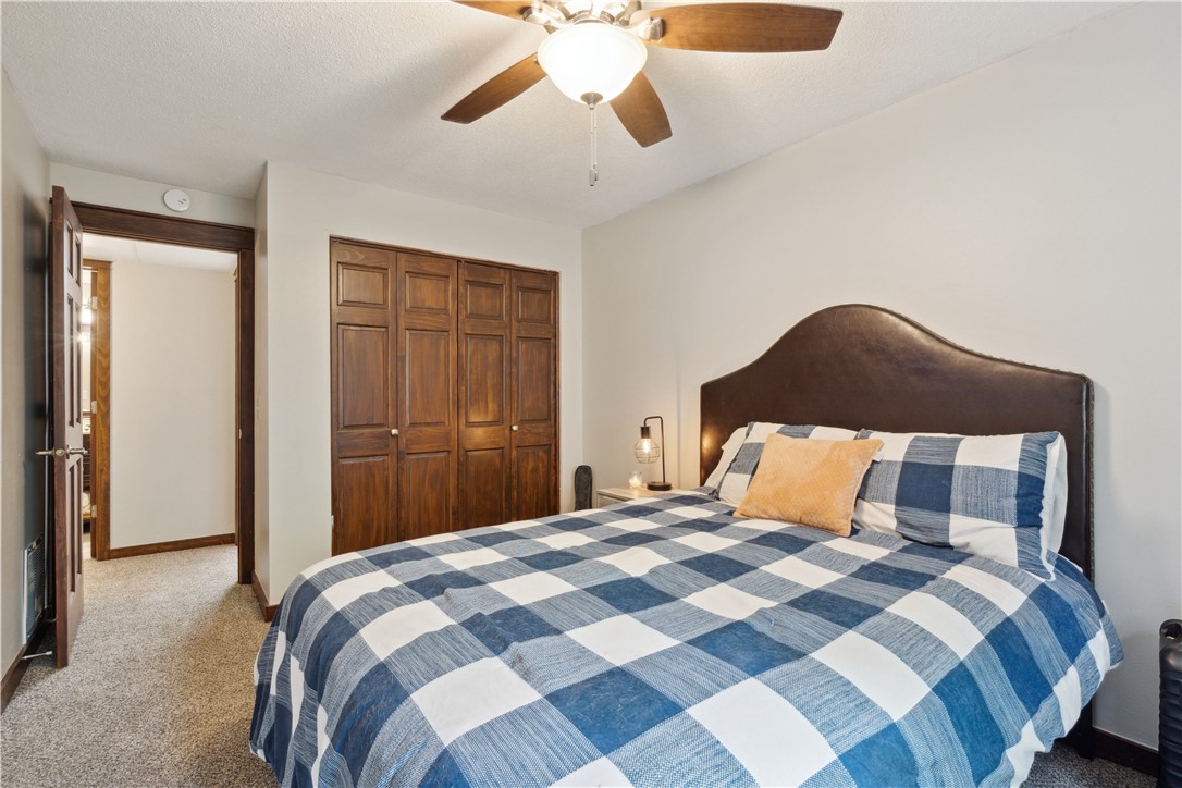 2512 W Larson Street