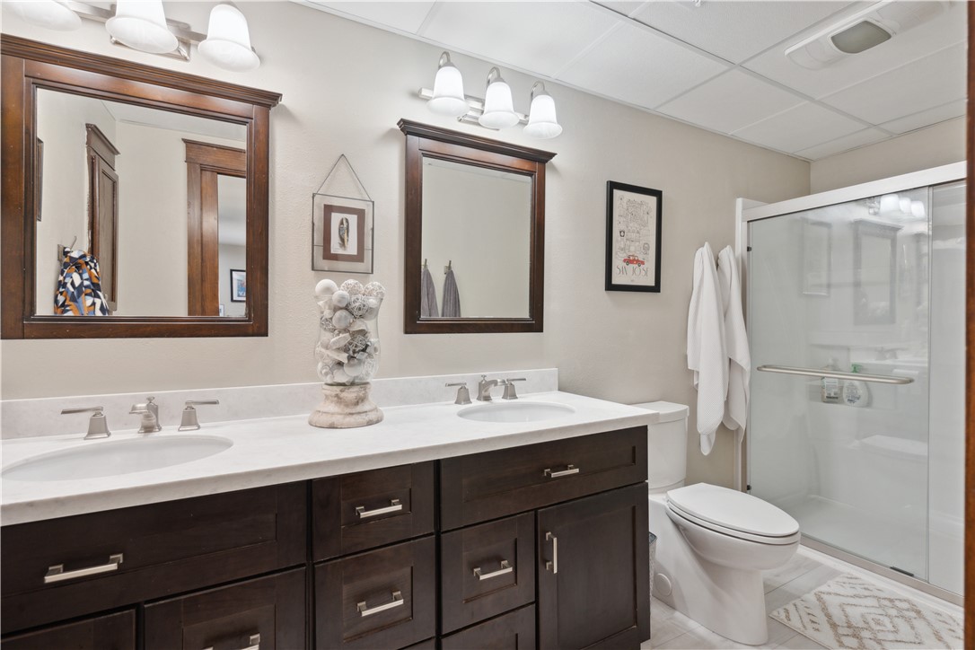 2512 W Larson Street