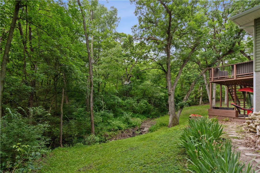 2512 W Larson Street