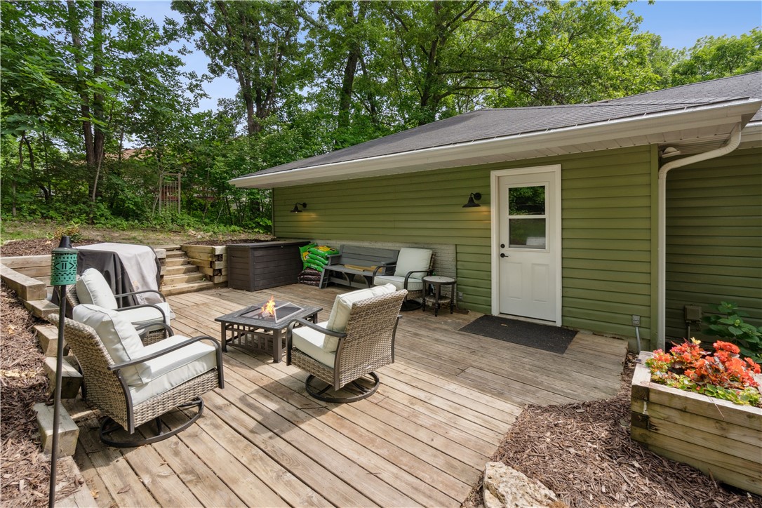 2512 W Larson Street