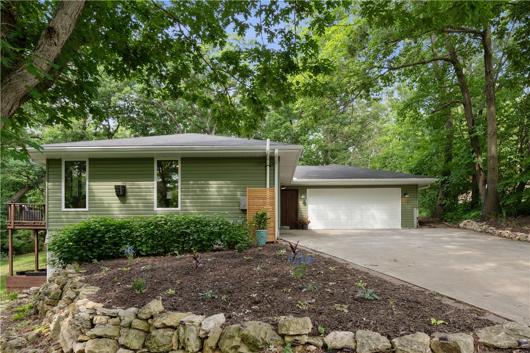 2512 W Larson Street