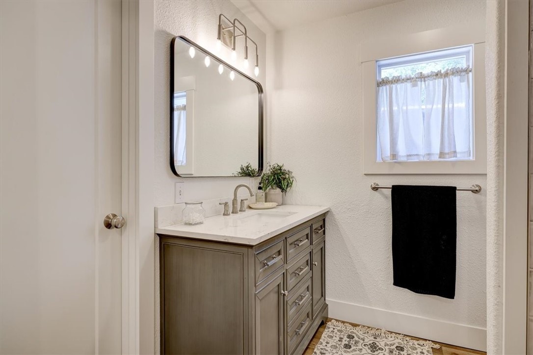 1006 Columbus Street