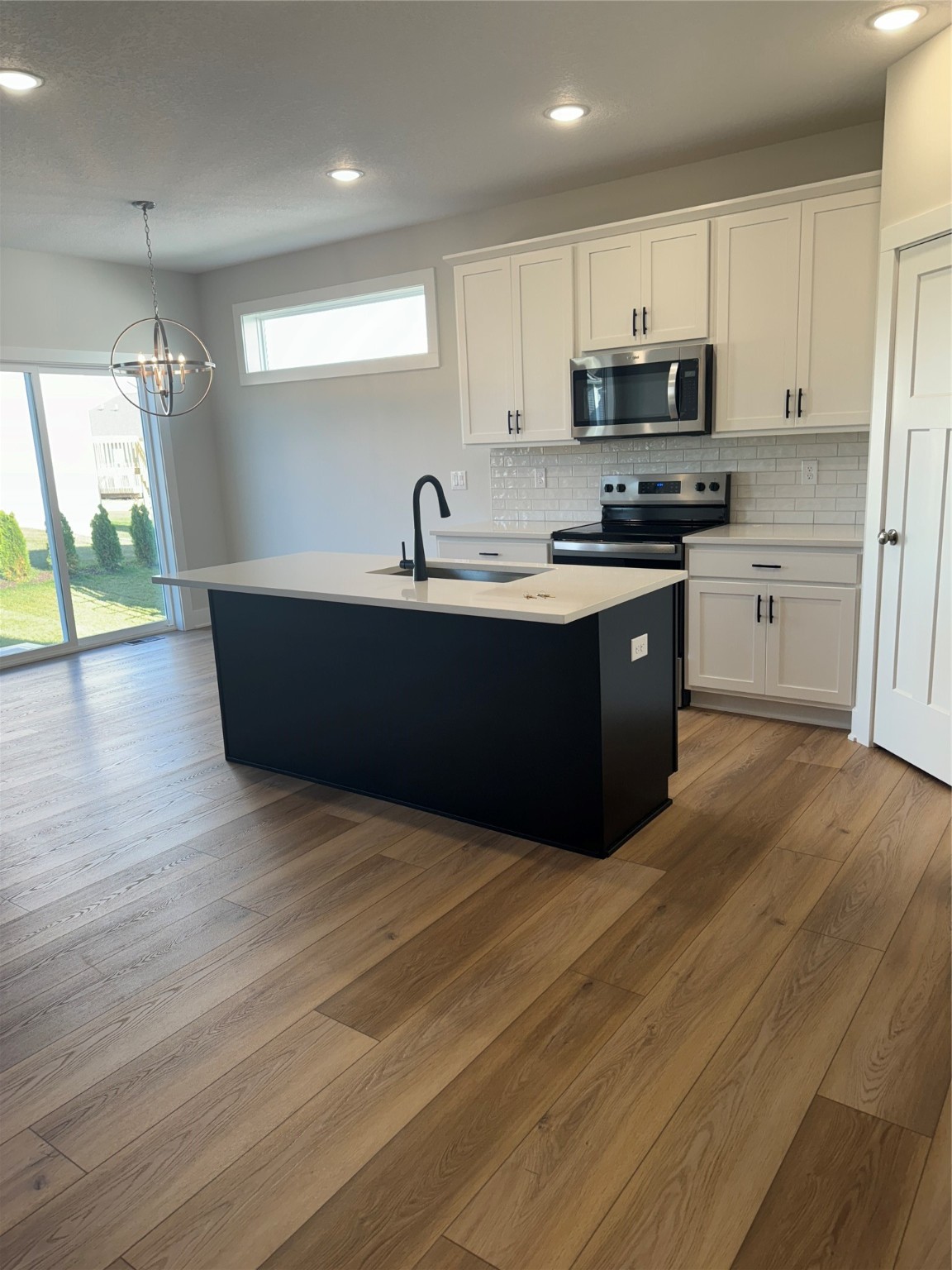 1135 Foxglove Road