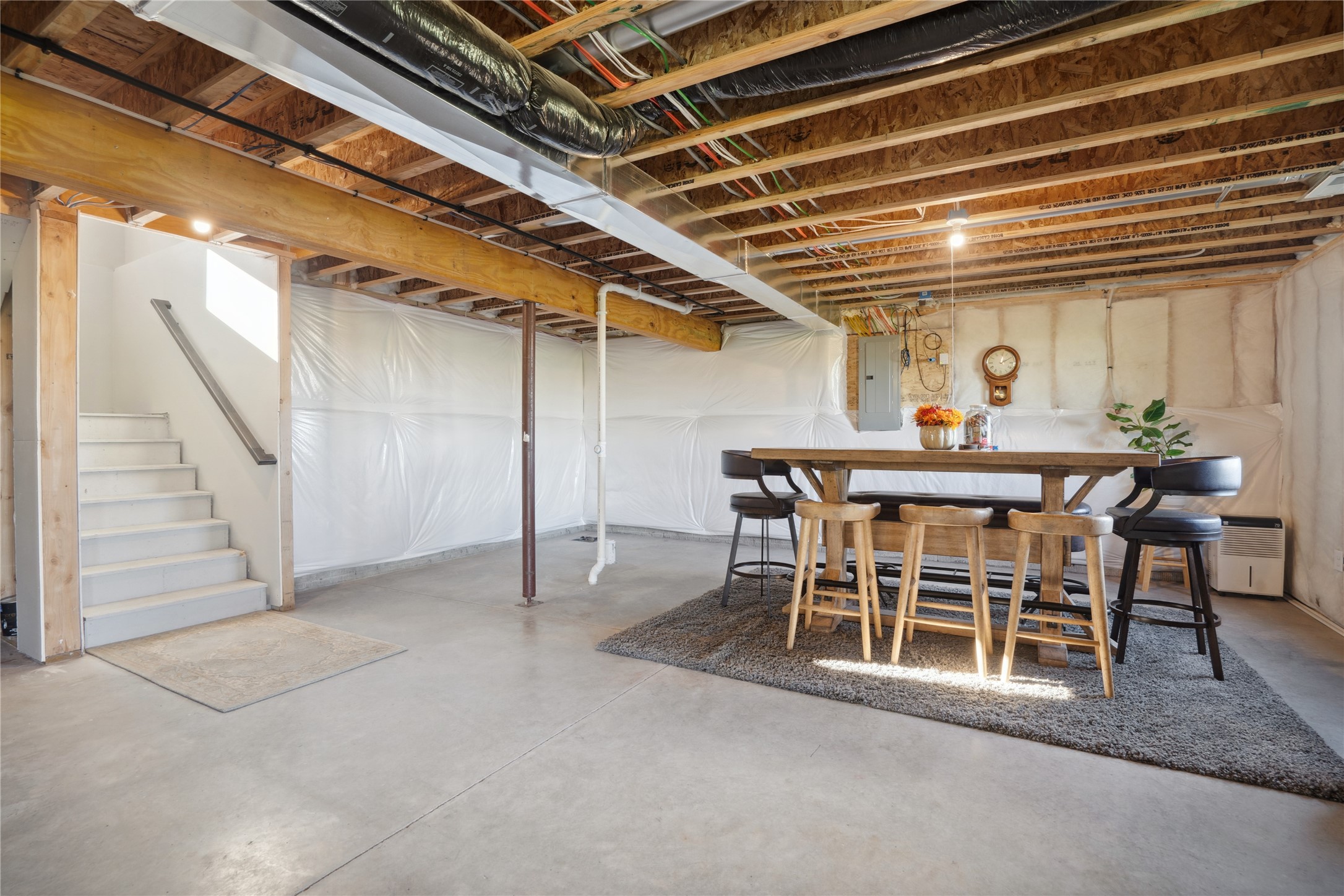 900 Lakeview Drive