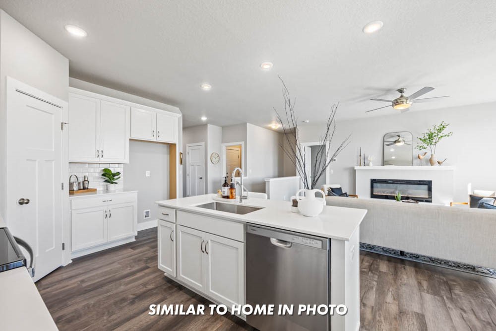 1132 Foxglove Road