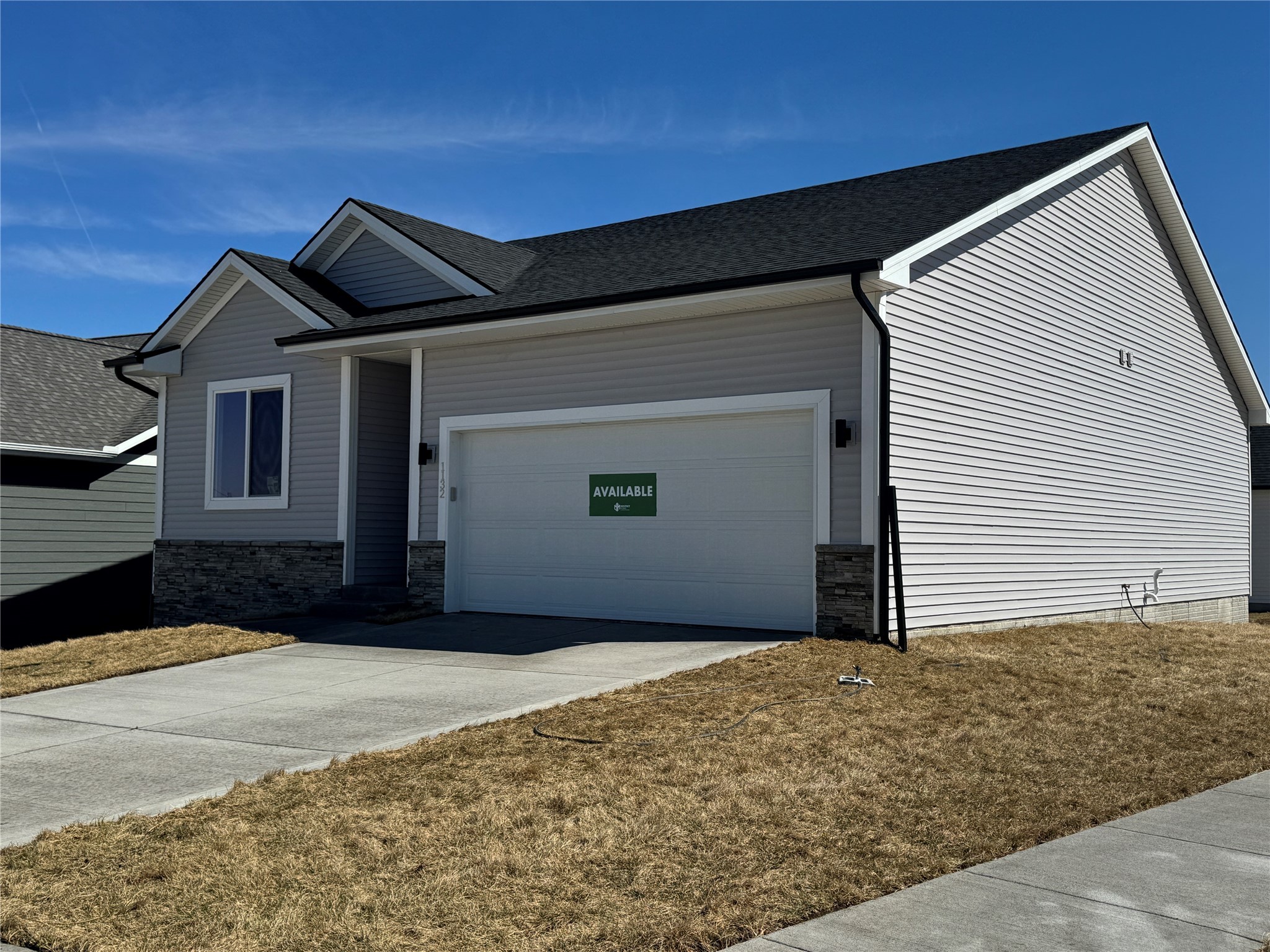1132 Foxglove Road