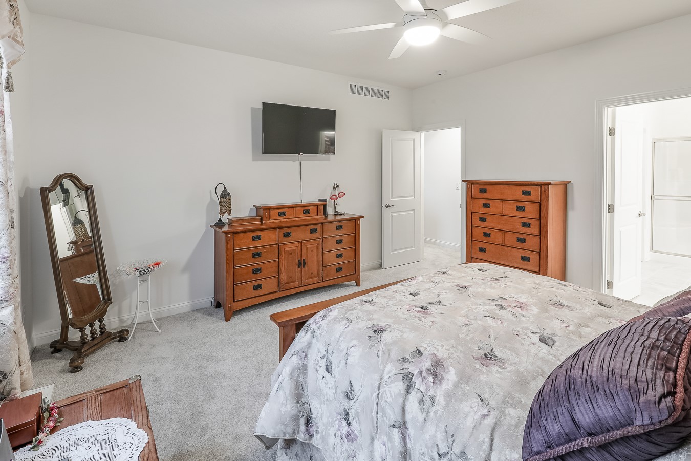 1101 Clearview Circle
