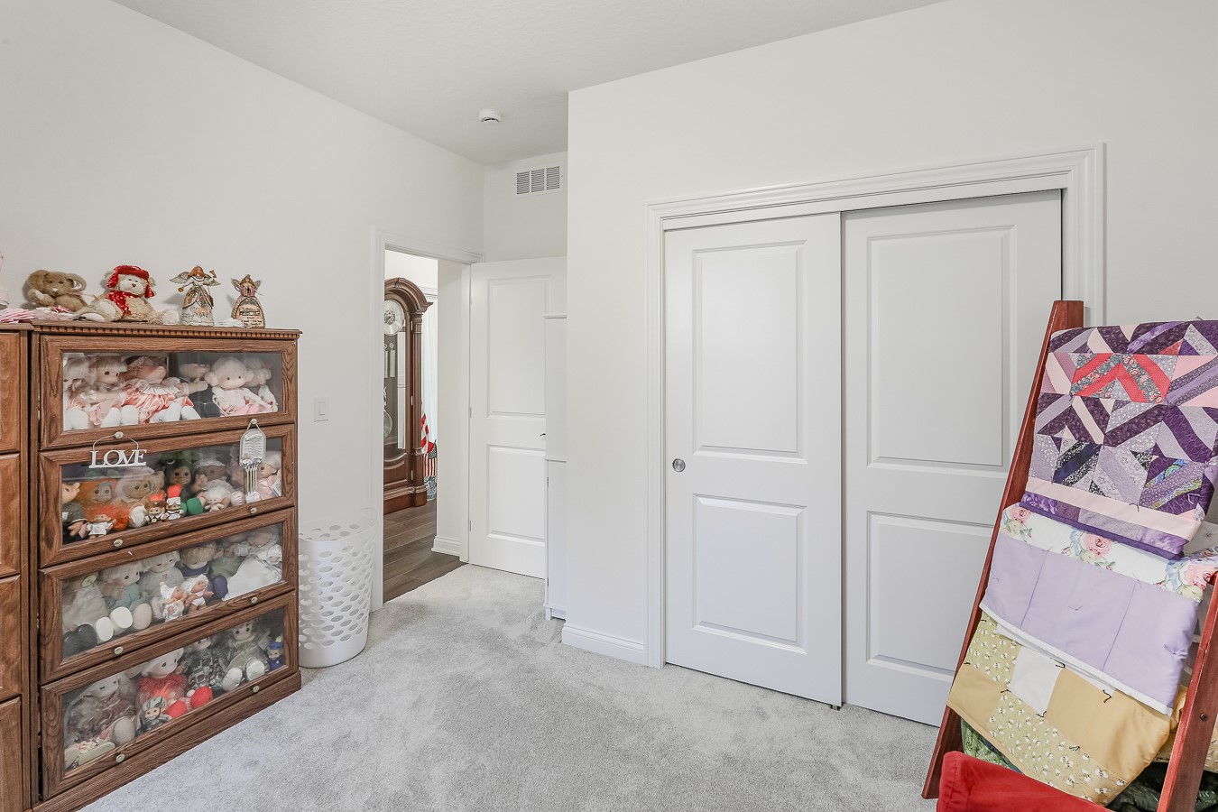 1101 Clearview Circle