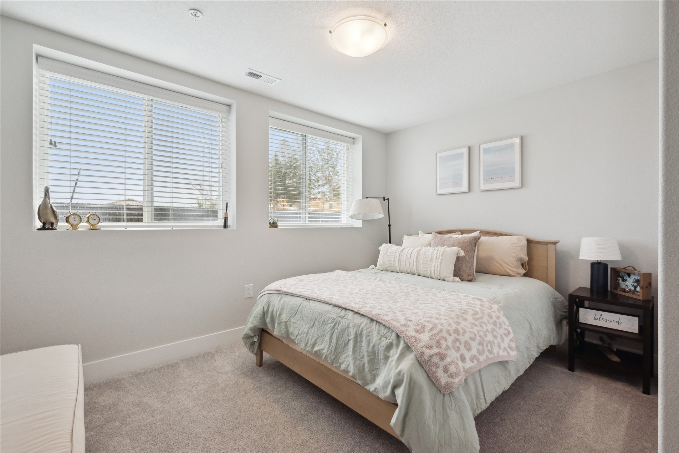 105 NW Prescott Lane