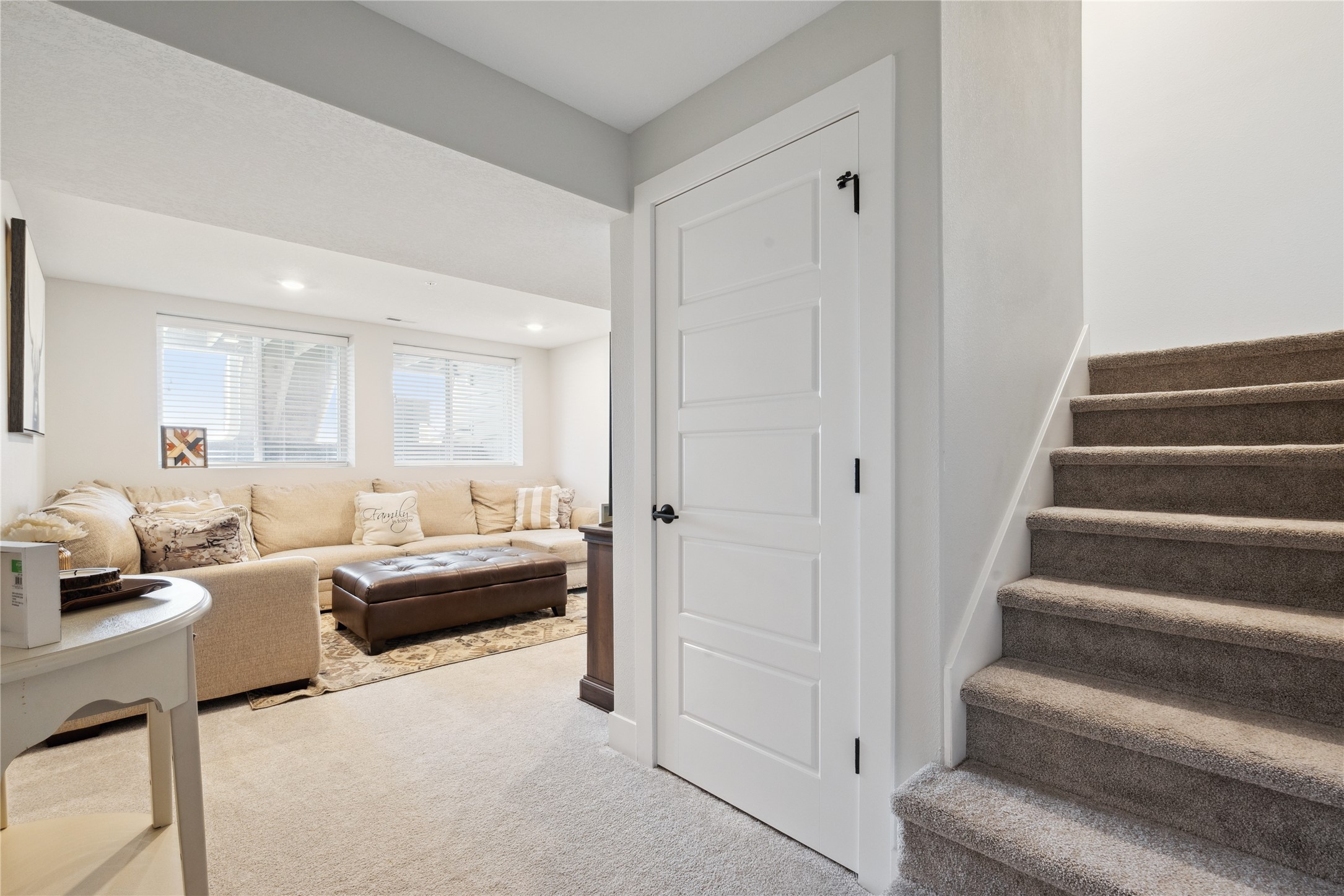 105 NW Prescott Lane