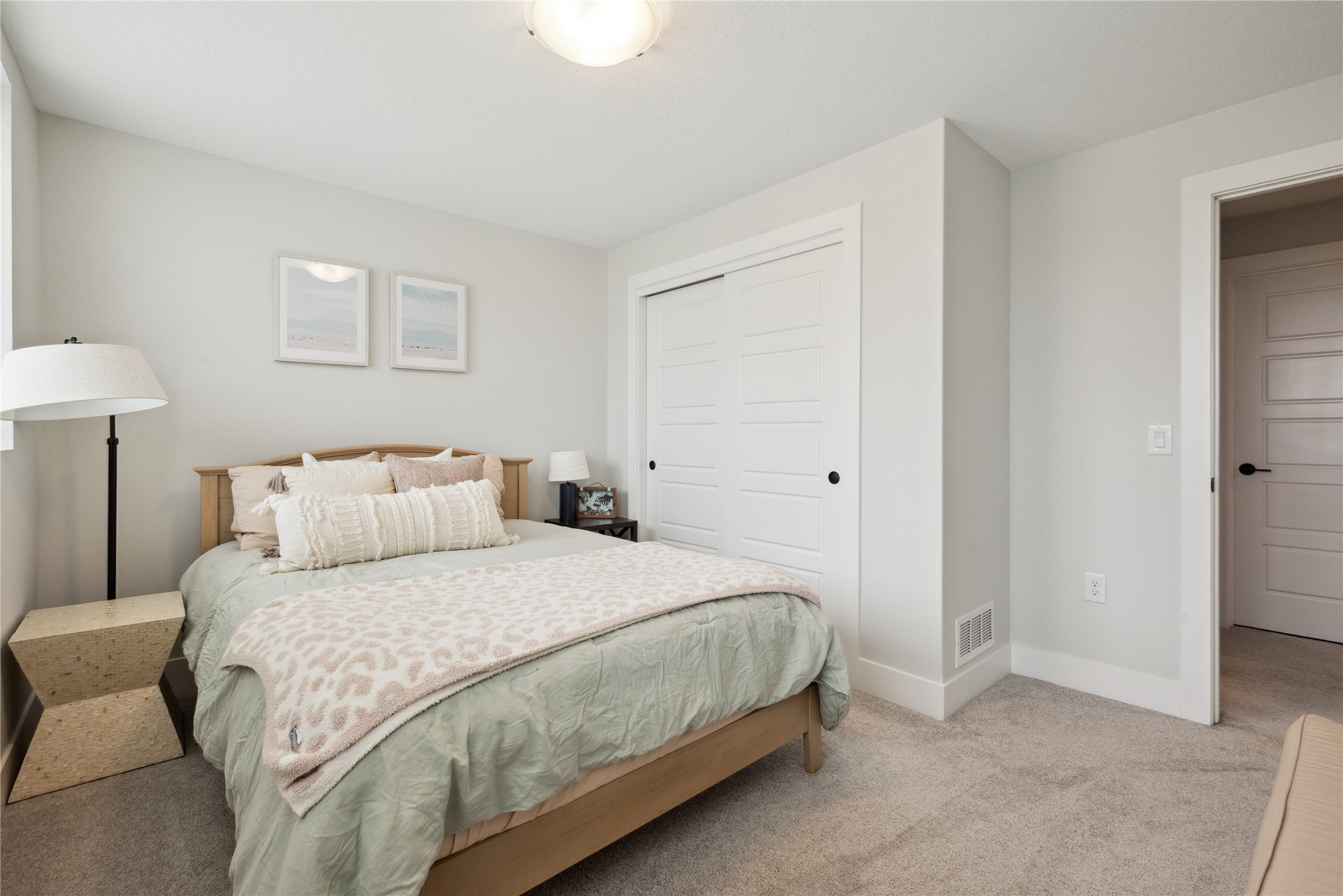 105 NW Prescott Lane