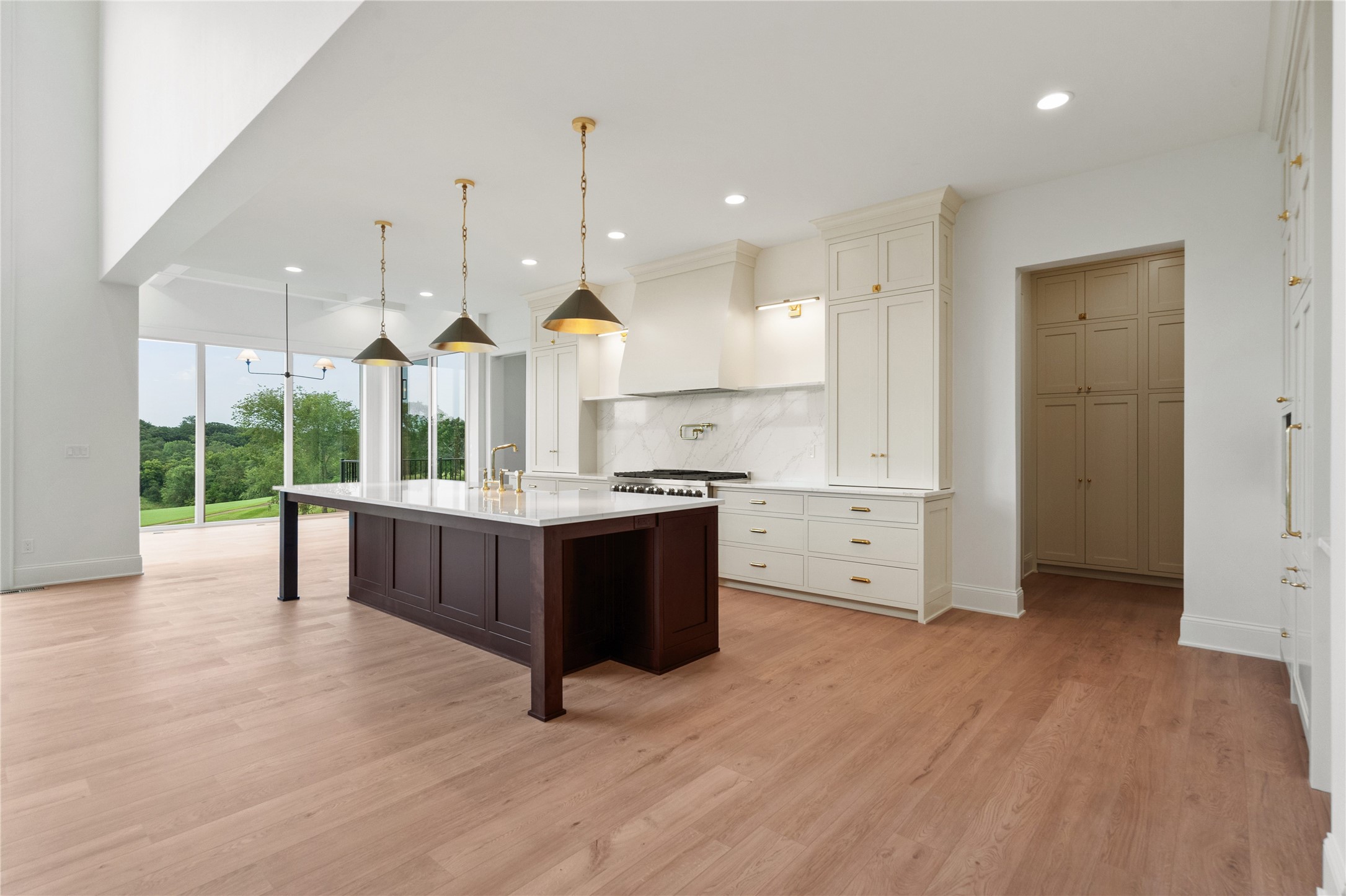 550 Harvest Road