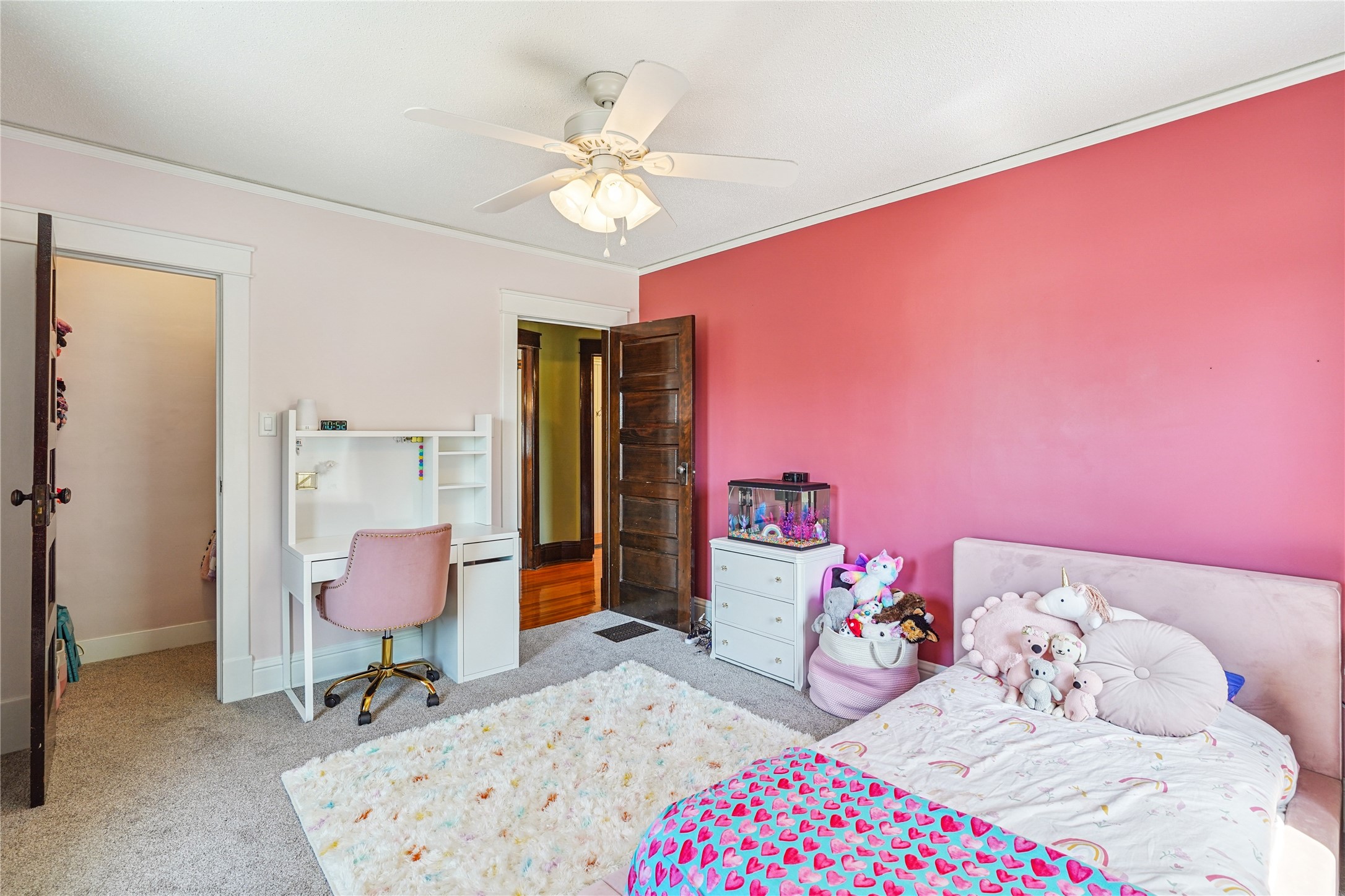 905 E First Street