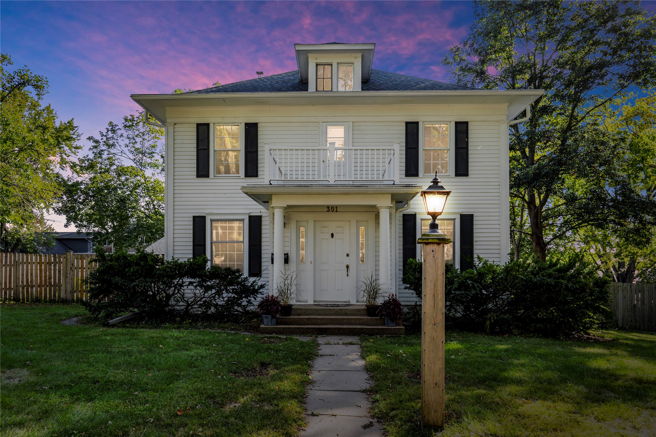 301 Union Street