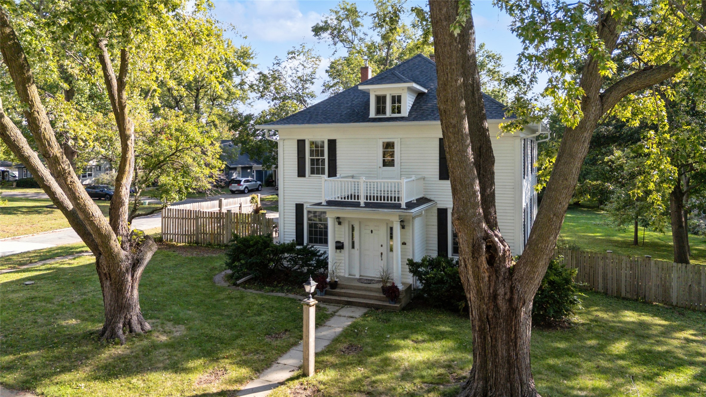 301 Union Street