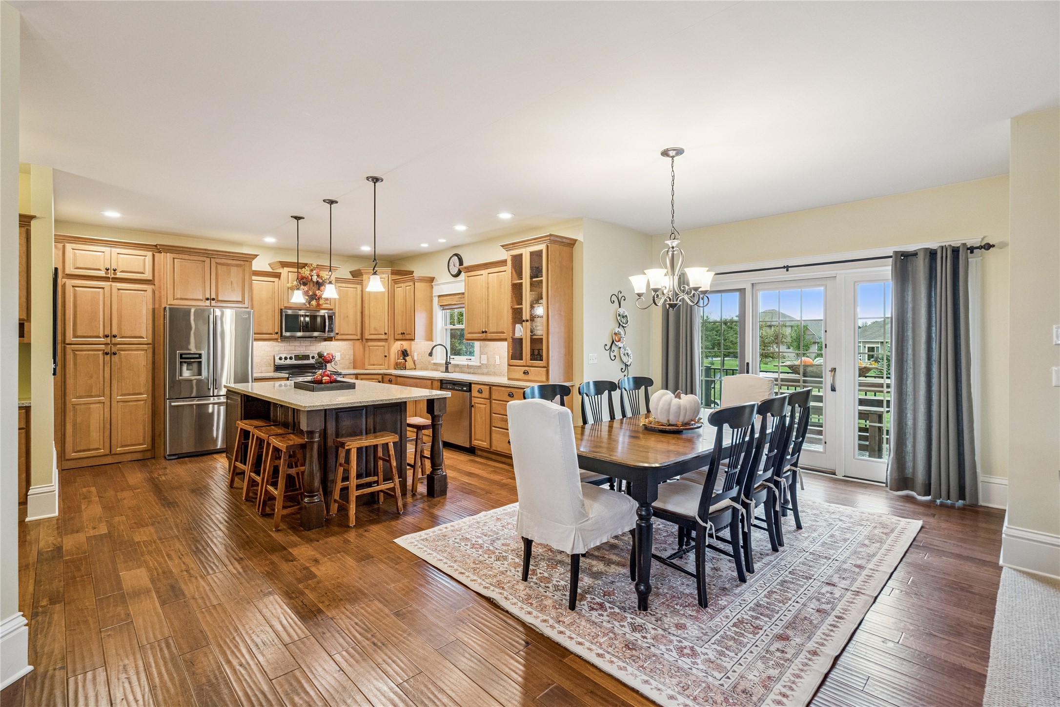 1025 Meadow Crest Drive