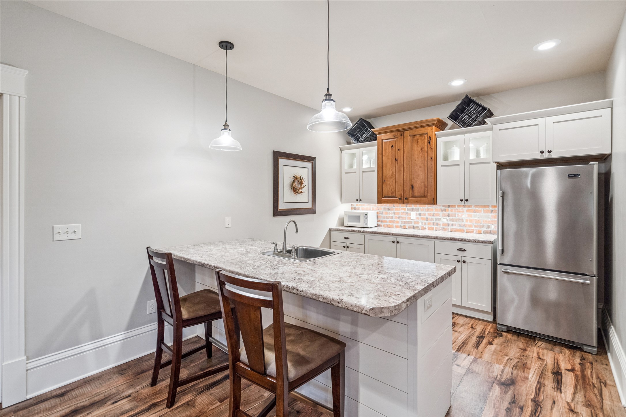 1025 Meadow Crest Drive