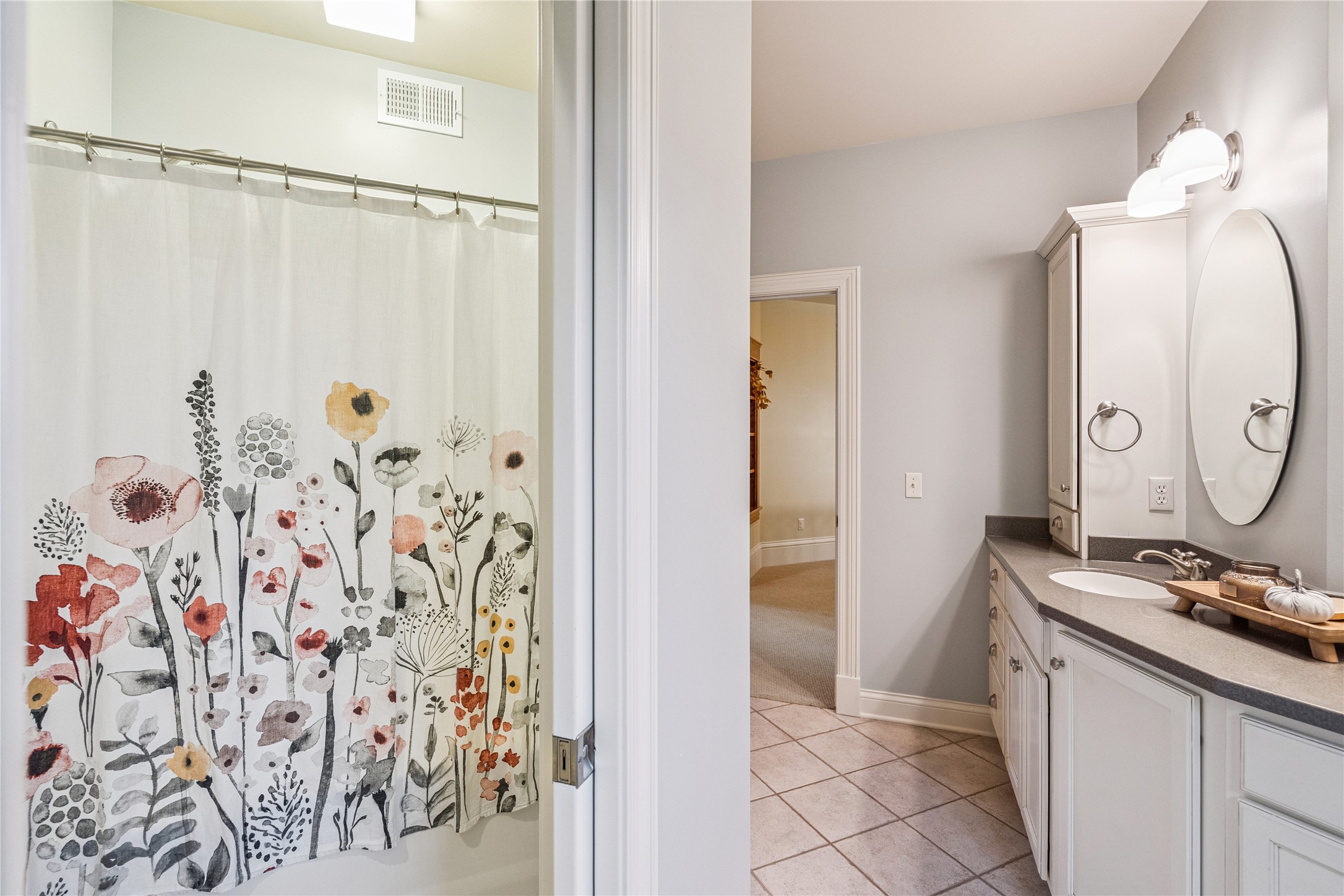 1025 Meadow Crest Drive