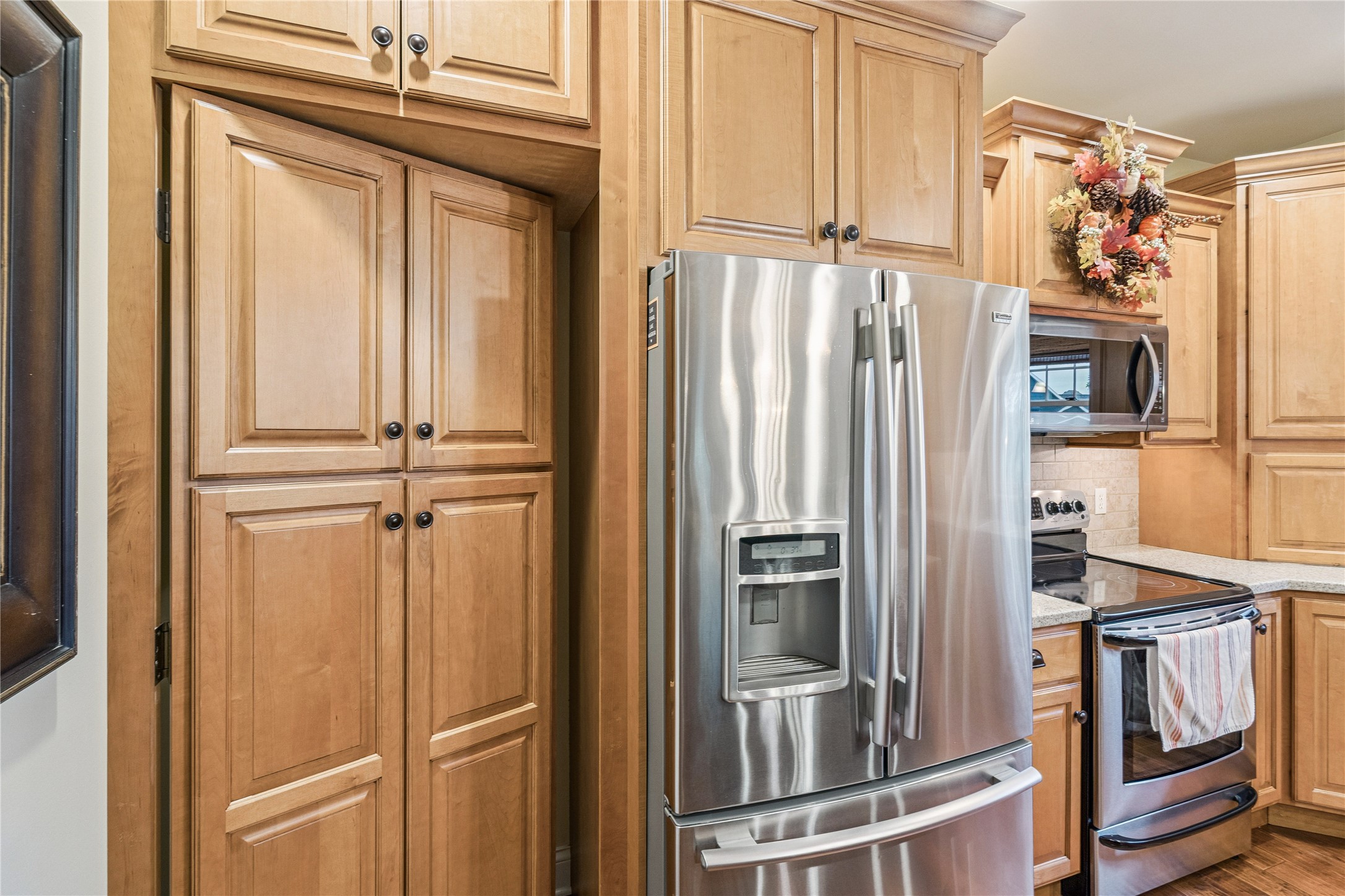 1025 Meadow Crest Drive